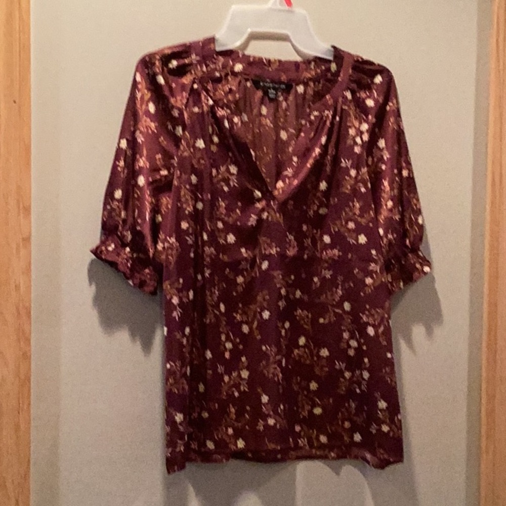 41 Hawthorne silky top, 3/4 sleeve , small petite